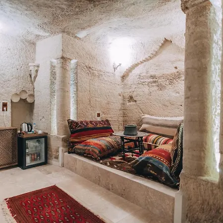Sora Cave Hotel *