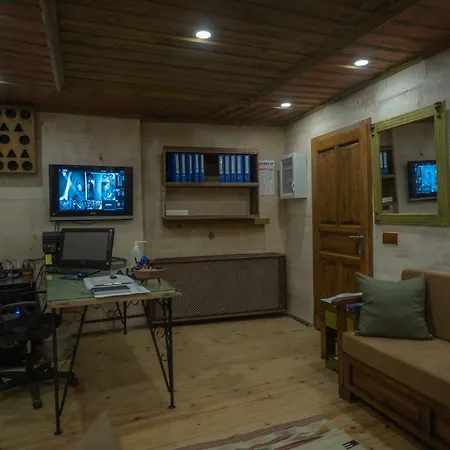 Sora Cave Hotel *